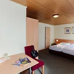 宾馆 Denk 福尔希多夫