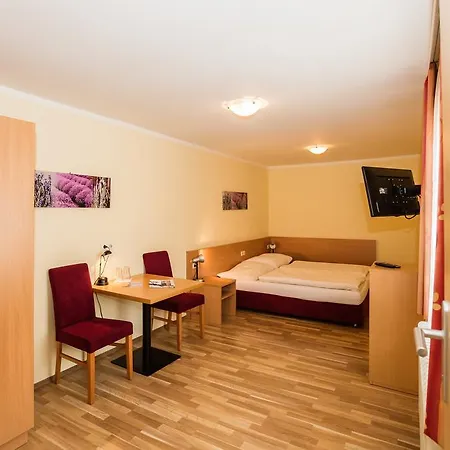 Hotel Denk Bed & Breakfast Inn